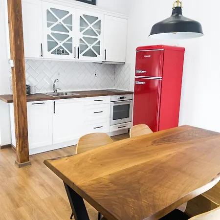 Stylish Loft With Great View To Apartment Ardino