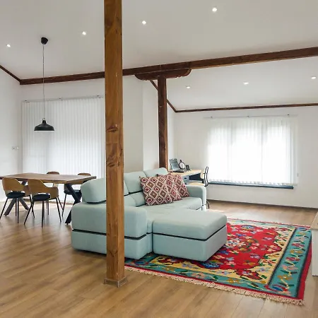 Apartman Stylish Loft With Great View To *